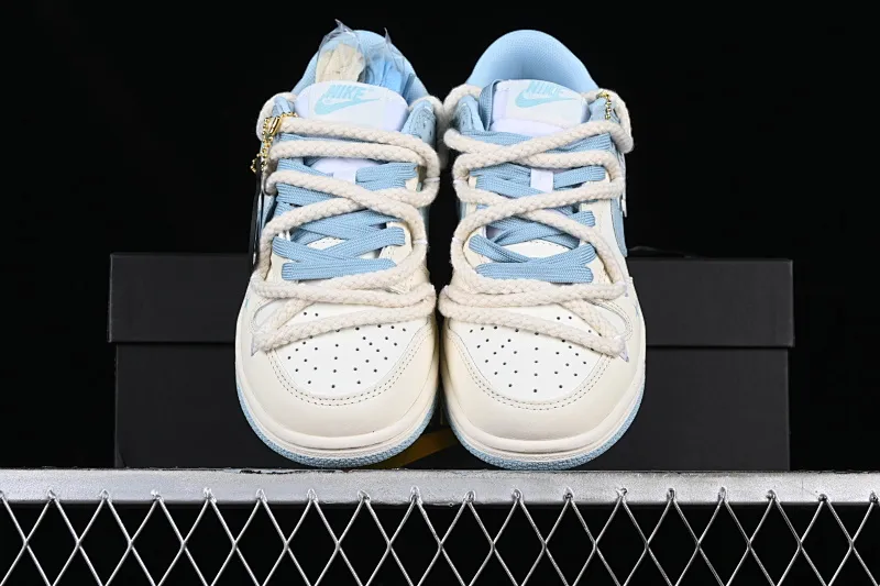All Categories Nk SB Dunk Series Nk SB Dunk Low Low-top sneakers Gift box version Nk Dunk Low Milk Blue Customized version of deconstructed strap casual sneakers DD1503-123